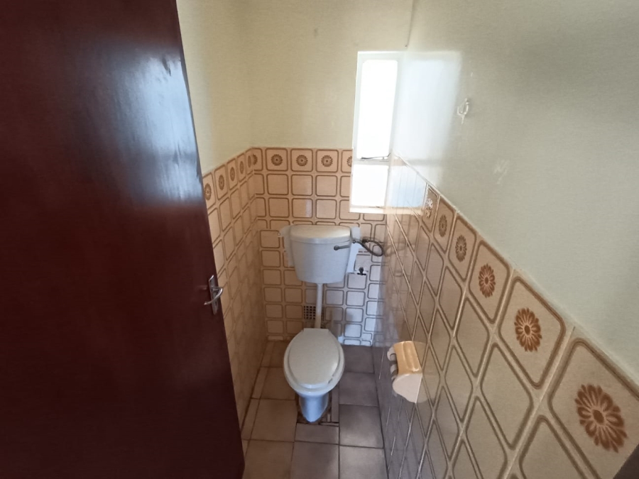 To Let 2 Bedroom Property for Rent in Da Nova Western Cape